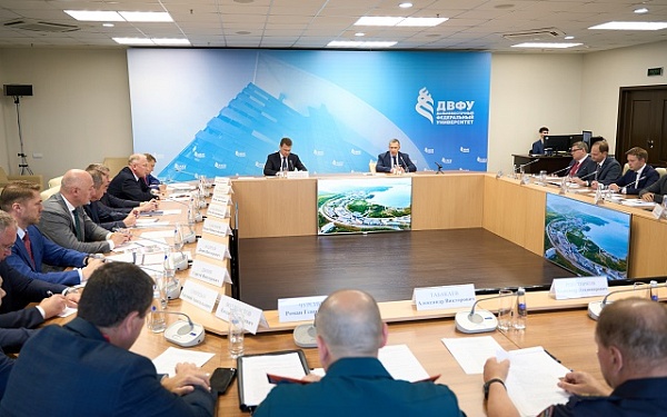Юрий Трутнев: Приморский край и ДВФУ готовы к началу ВЭФ-2026