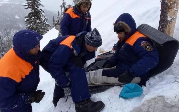 Травмированного лыжника доставили в Северобайкальск