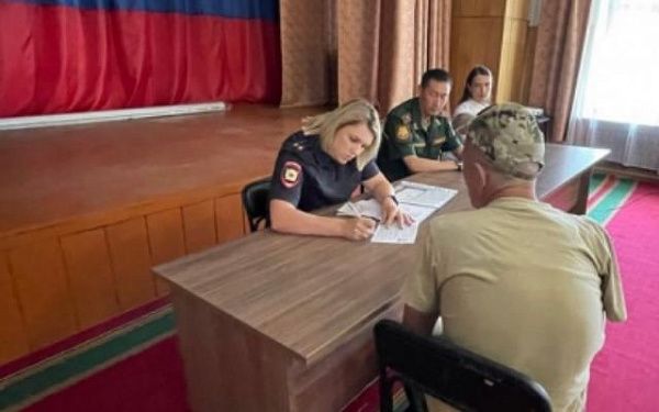 В Бурятии помогают восстанавливать документы раненным бойцам