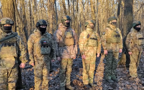 Военных связистов из Бурятии наградили на передовой