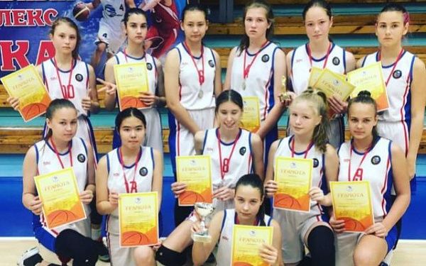 Юные баскетболистки Бурятии в финале Первенства России
