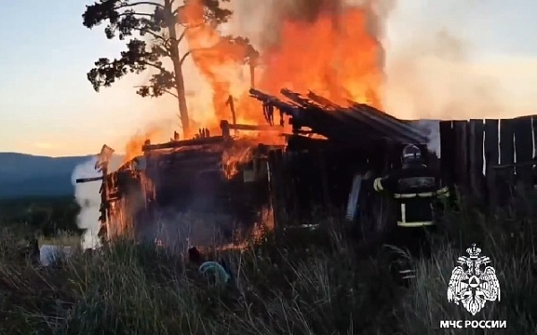 В Бурятии за сутки пожарные подразделения ликвидировали 21 возгорание