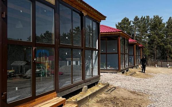 В популярном месте отдыха в Улан-Удэ откроются беседки с витражными окнами