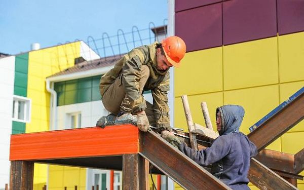 В России отмечается День строителя