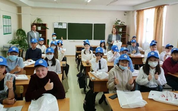 На Улан-Удэнском авиационном заводе стартовал проект подготовки инженеров со школьной скамьи