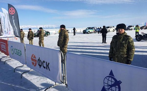 Росгвардейцы Бурятии обеспечивают безопасность международного фестиваля скорости «Байкальская миля»