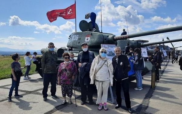 Проживающие центра «Шанс» побывали на форуме «Армия-2021»