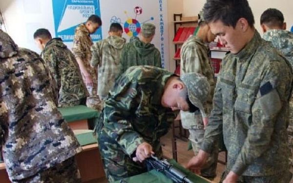 В Бурятии прошли учебные военно-полевые сборы учащихся 