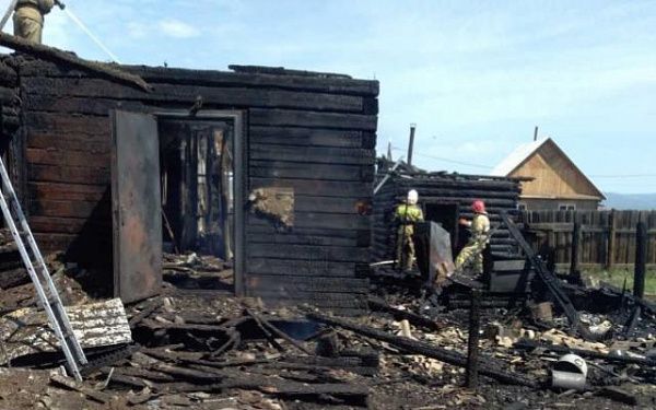 В Иволгинском районе горел частный дом