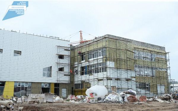 В пяти блоках школы на Автотранспортной завершены строительно-отделочные работы