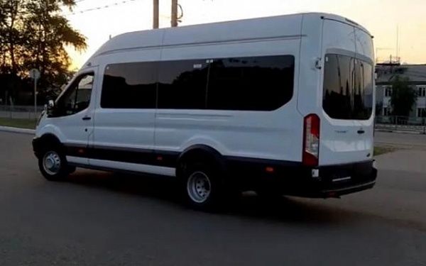 Новые автобусы для школ и учреждений культуры получили два района Бурятии