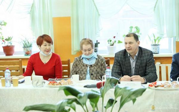 Игорь Шутенков встретился с жителями мкрн Горького и Комушка