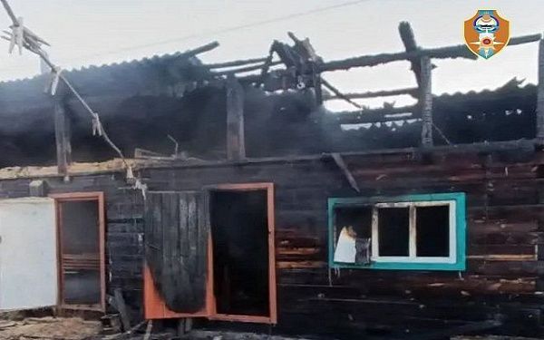 В селе Турунтаево ликвидирован ночной пожар в частном секторе