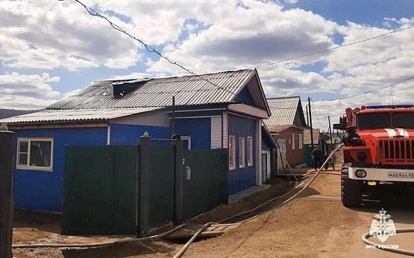 В Бурятии за сутки пожарно-спасательные подразделения реагировали на 14 возгораний