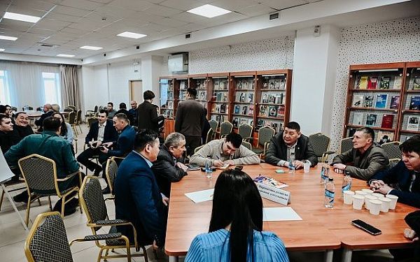 Дороги и транспорт: в Бурятии обсудили будущее развития отрасли