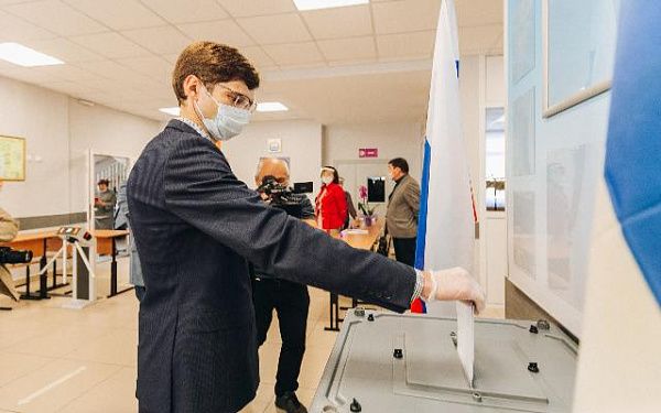 В Бурятии досрочно проголосовать по поправкам в Конституцию России можно будет с 8.00 до 20.00
