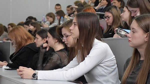 Лектории «Знания» начинают новый сезон