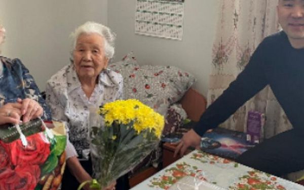 В Бурятии 95-летний юбилей отметила труженица тыла