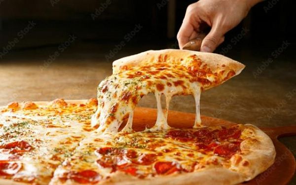 Международный день пиццы отмечается в России