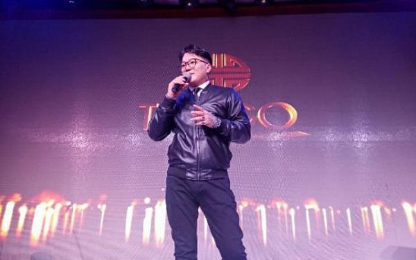 Известный певец Амархуу Борхуу выступил перед российскими туроператорами в Улан-Баторе