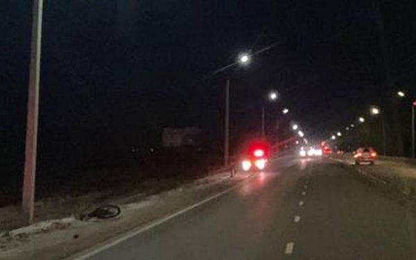 В Улан-Удэ автомобилист сбил велосипедиста и скрылся, его разыскивает полиция 