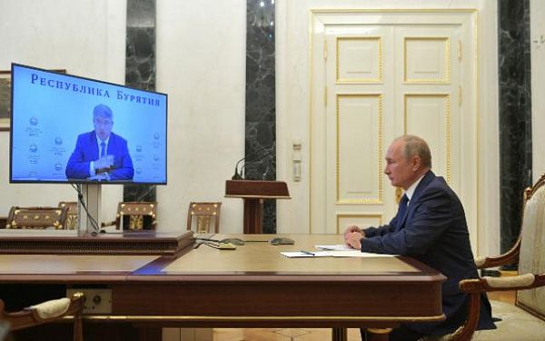 Владимир Путин на встрече с Алексеем Цыденовым отметил существенный рост инвестиций в Бурятии