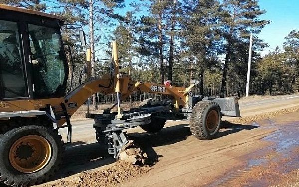В Бурятии усилили работы на региональных дорогах