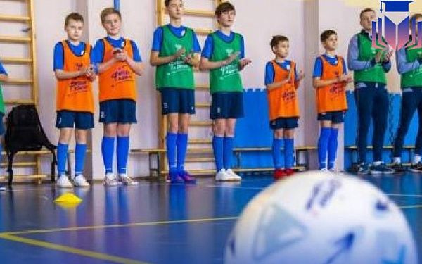 В 24 школах Бурятии стартует проект «Футбол в школе»