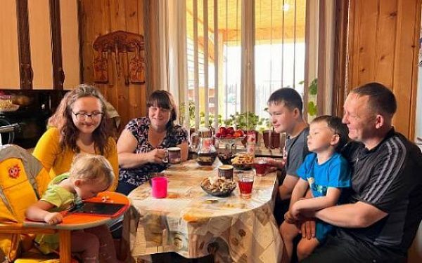 Указом Президента в России закреплено единое определение многодетной семьи