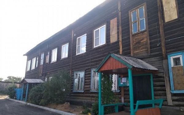 В Улан-Удэ капитально отремонтируют двухэтажные деревянные дома
