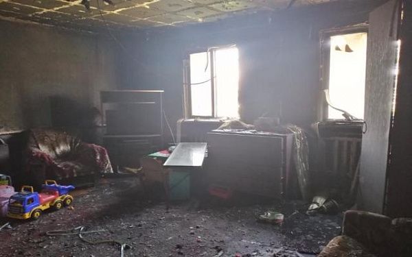 Дознаватели МЧС России устанавливают причину пожара в частном доме в Кабанском районе