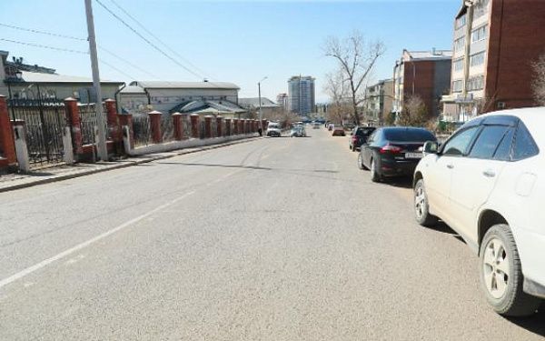 Городские власти намерены очистить дороги Улан-Удэ от хаотичных парковок
