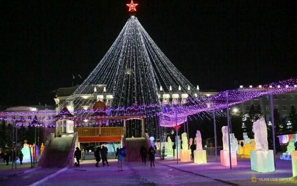 С 21 февраля начнется демонтаж ледового городка на центральной площади