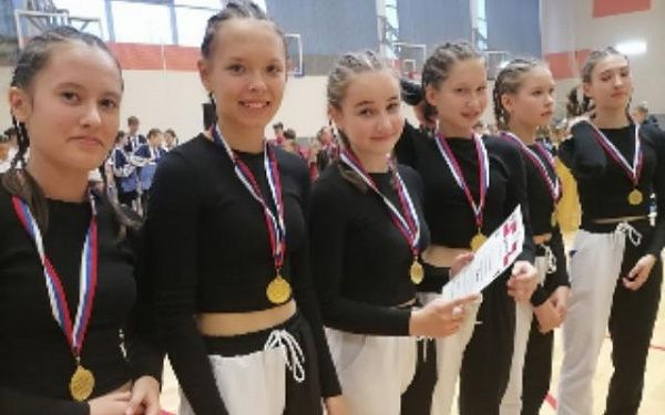 Школьницы из Бурятии взяли золото Кубка России по  по фитнес-аэробике