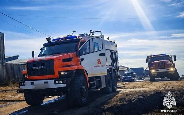 В Бурятии за сутки пожарно-спасательные подразделения реагировали на 20 возгораний