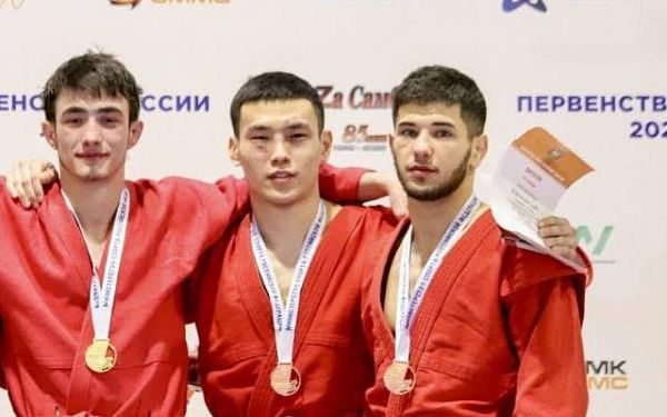 Воспитанник улан-удэнской спортшколы взял бронзу на первенстве России по боевому самбо