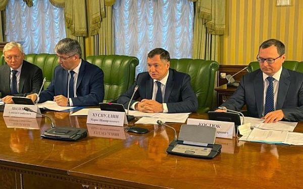 Глава Бурятии провел в Москве заседание комиссии Госсовета России по направлению «Транспорт»