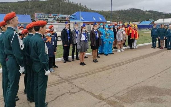 Улан-удэнские школьники состязались в конкурсе "Юный пожарный"