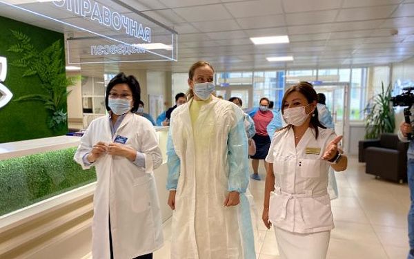 Заместитель министра здравоохранения РФ посетила медорганизации Улан-Удэ