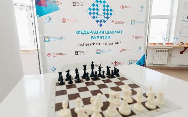 Шахматисты Бурятии одержали победу в онлайн-матче над командой Монголии