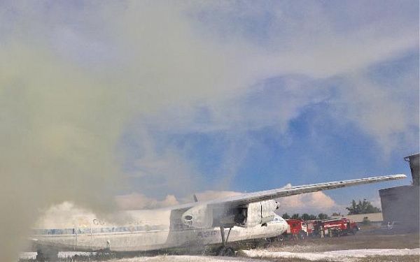 В аэропорту «Байкал» огнеборцы «тушили» пассажирский самолет