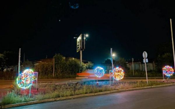 В Улан-Удэ светящиеся шары с "лёгкой руки" вандалов, больше не светят