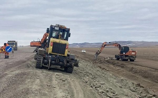 В Бурятии на региональной трассе Улан-Удэ-Романовка-Чита стартовали дорожные работы