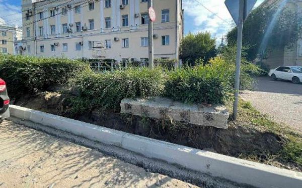 В Улан-Удэ подрядчики погубили более ста зелёных насаждений во время ремонта дорог