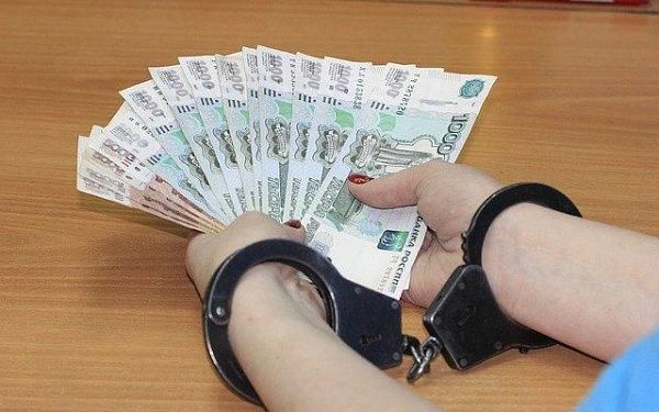 В Улан-Удэ полицейскими горячим следам раскрыта кража денег