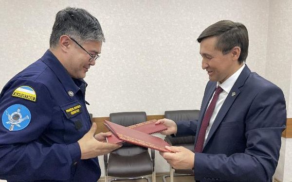 В Улан-Удэ университет и студенческий корпус спасателей подписали договор о сотрудничестве