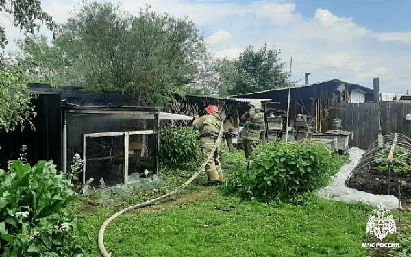 В Бурятии за сутки пожарные подразделения ликвидировали 8 возгораний