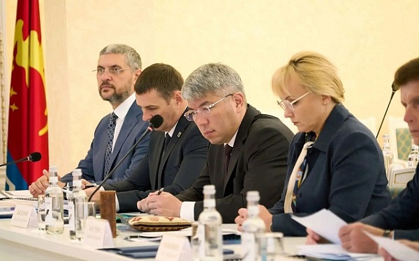 Глава Бурятии работает на Совете ДФО