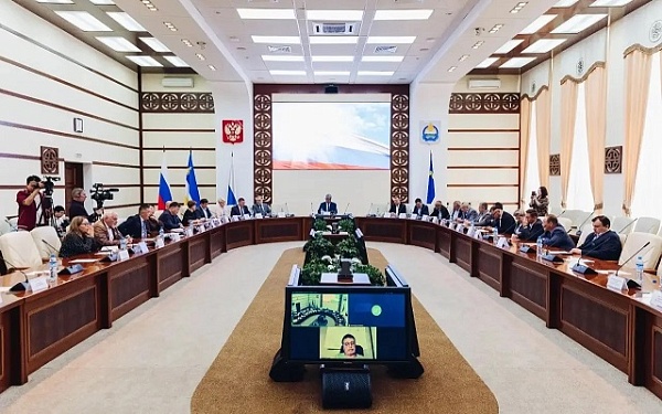 В Правительстве Бурятии обсудили внедрение научных разработок в производство