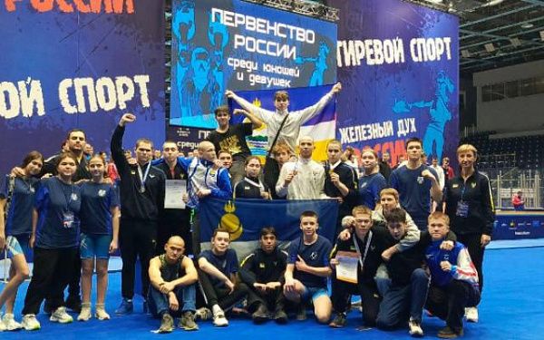 Юных гиревиков с победой на первенстве России поздравил глава Бурятии